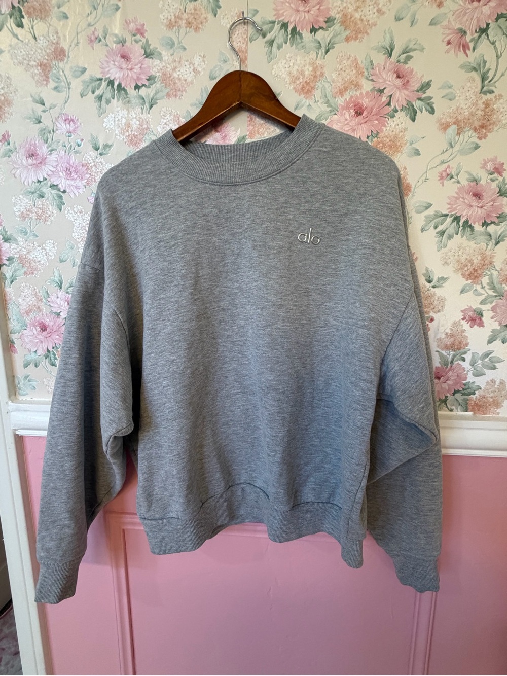 ALO Yoga  Heather Gray Crewneck Sweater